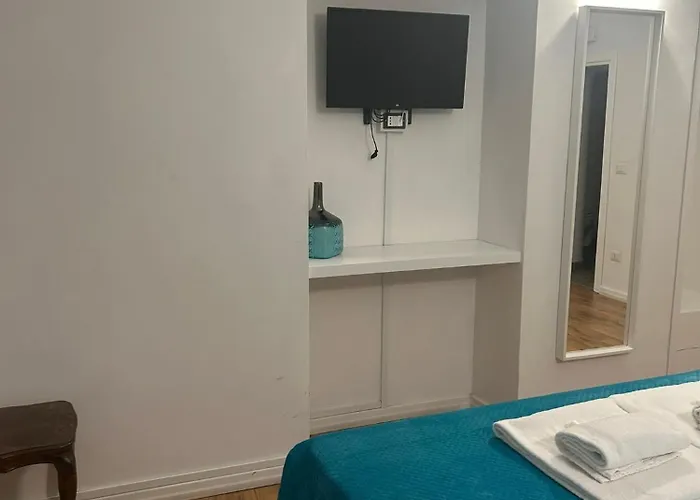 Ah Luxury Montecitorio 4*